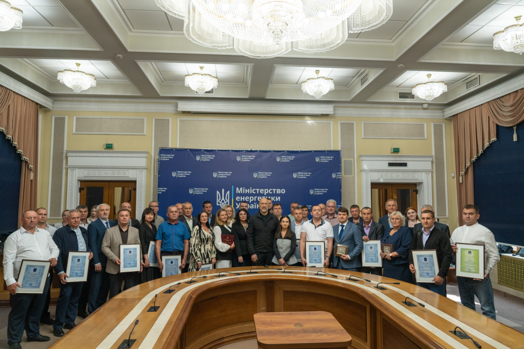 Ukrnafta staff honoured with Ministry of Energy and Verkhovna Rada awards