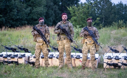 PJSC “Ukrnafta” Donates Machine Guns for Paratroopers