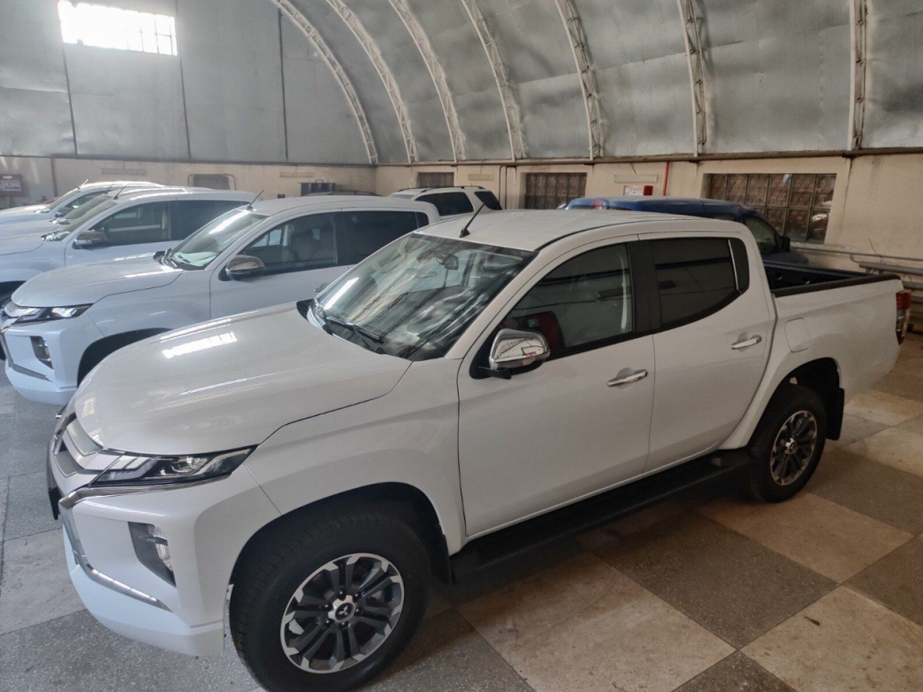 Purchase of four-wheel drive pickup trucks